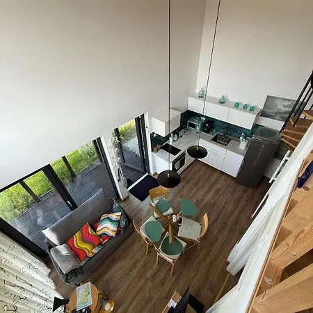 Baltic Cube * Debina (Ustka)